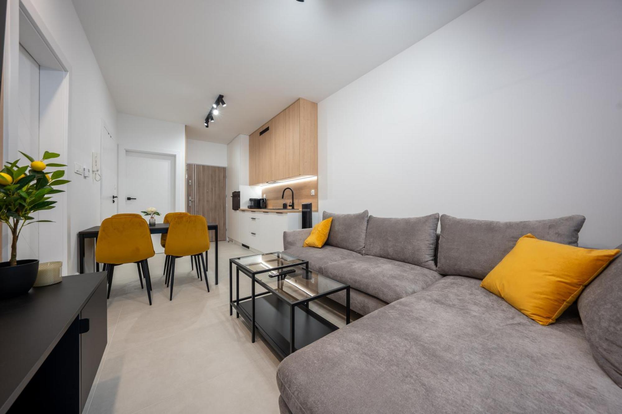 Miodowy Apartament Z Duzym Tarasem W Rewalu, Blisko Morza Eksteriør bilde